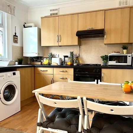 Beautiful Flat In Brixton Apartment Londra Exterior foto